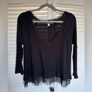 Francesca’s Blue Rain Women’s Black Top | Small